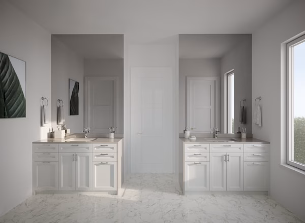 Expert NOBO utilisant une microfibre pour nettoyer le marbre blanc d'une salle de bain de luxe.